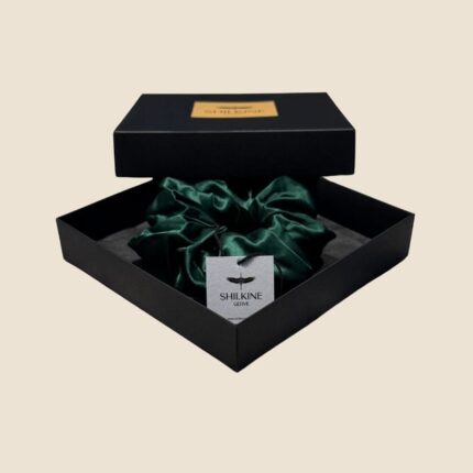 žalia didelė šilkinė gumelė