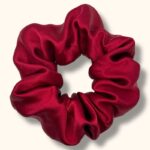 šilkinė raudona gumelė