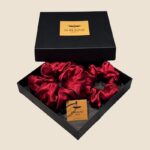 šilkinių raudonų gumelių rinkinys