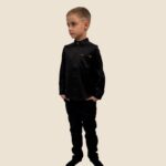 juodi šilkiniai marškinukai berniukui