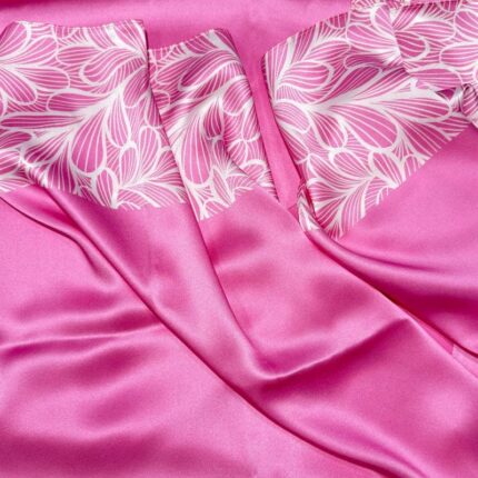 šilkinis rožinis šalikėlis